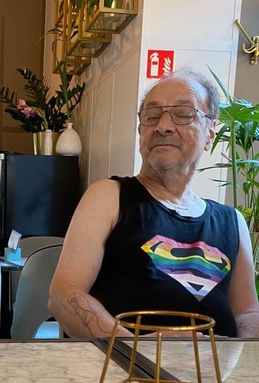 suche eine AO Lady